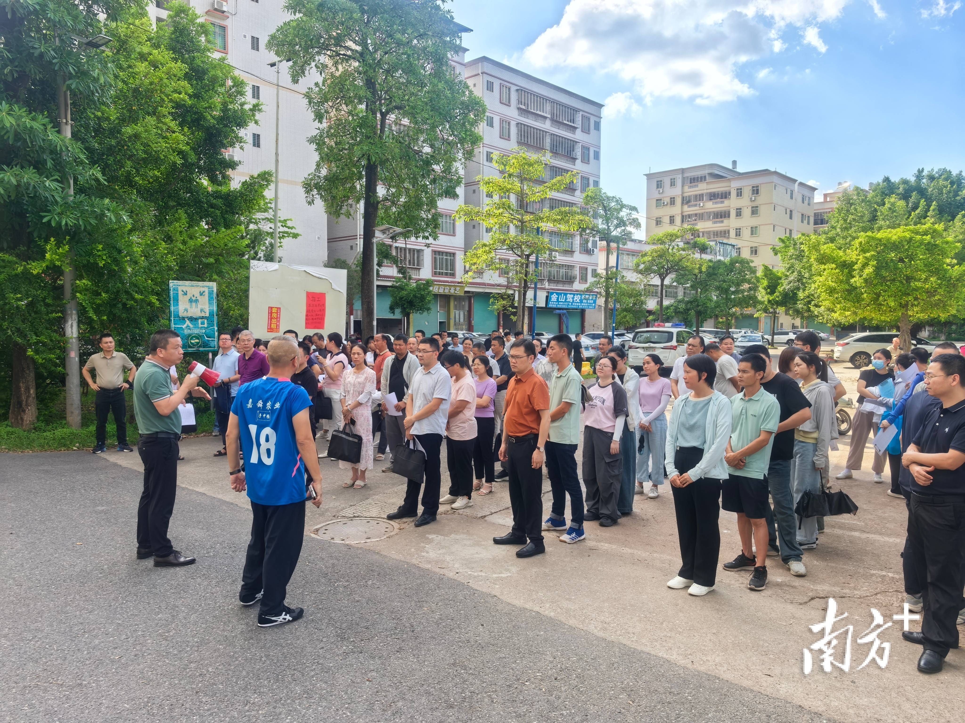 未雨绸缪筑防线实战练兵保平安！兴宁市坭陂镇开展公共卫生应急演练